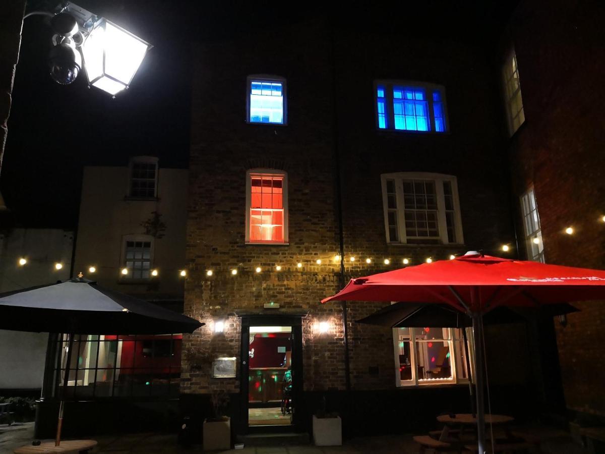 The Commercial Bar & Hotel Chester Esterno foto